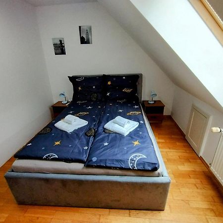 布拉格Duplex With Garden公寓 外观 照片